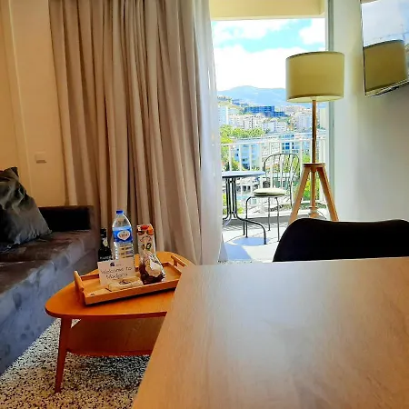 Апартаменты Superb Sea View Flat In