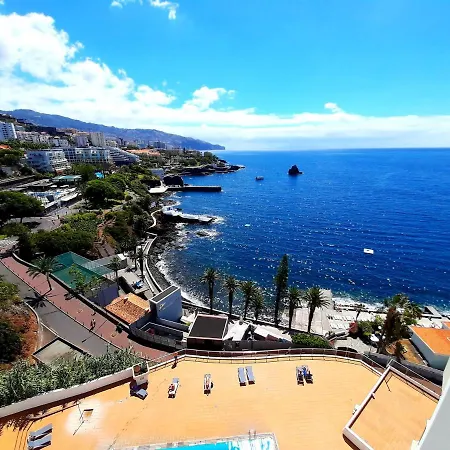 Superb Sea View Flat In